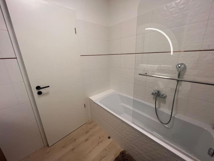Apartamento Karzo Lk 206 *